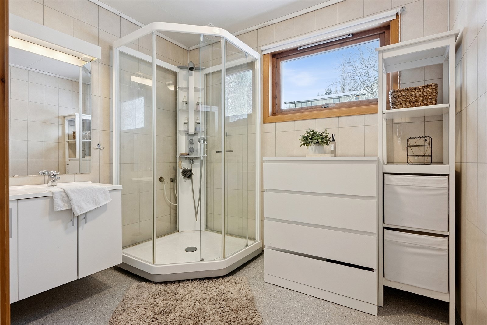 Lyst og pent bad som ble pusset opp i 2015. Galleribilde