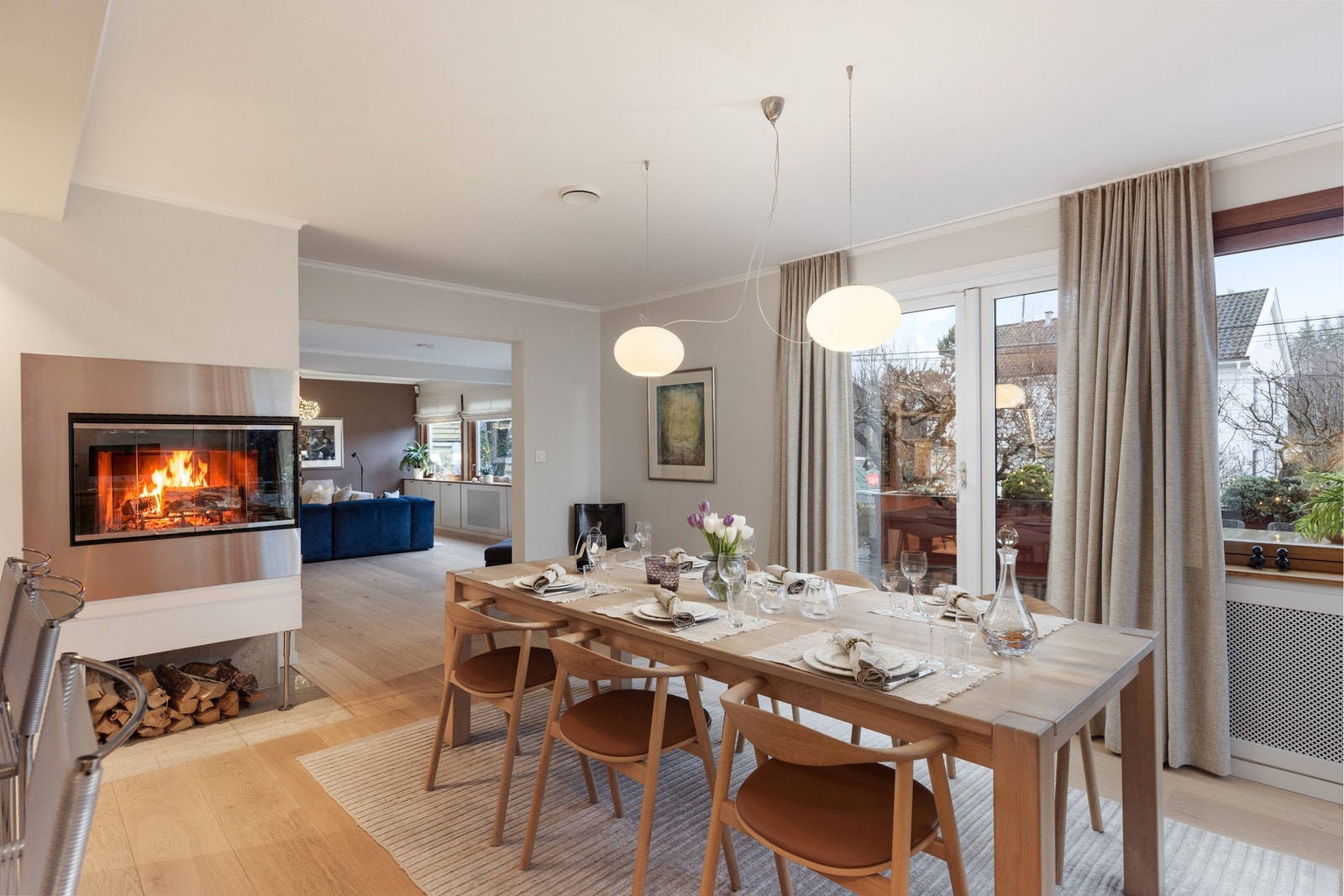 Stor familiebolig - 5 soverom - 3 bad - God standard - Hybel - Bergvarme - Barnevennlig hage - Garasje Galleribilde