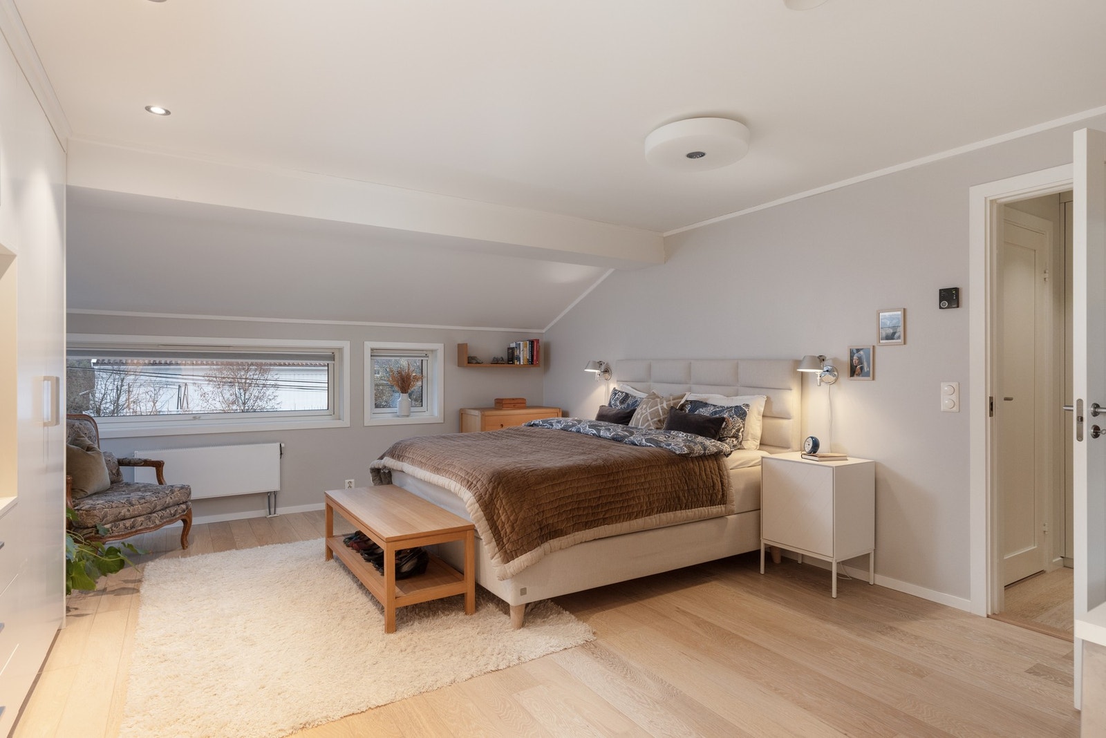 Hovedsoverommet er meget romslig Galleribilde