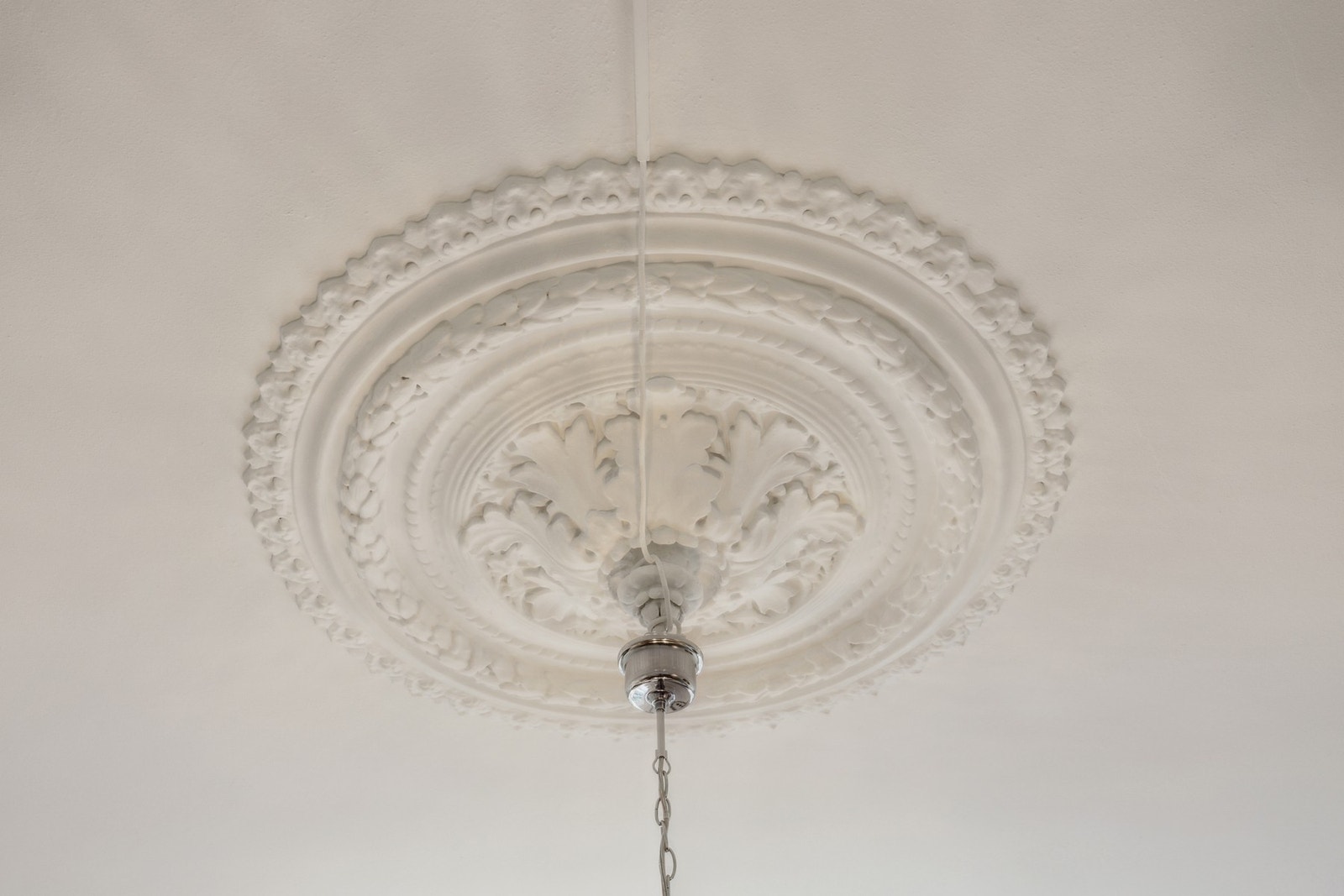 Nydelig rosett i himling. Galleribilde