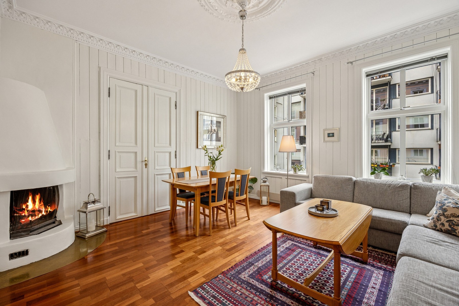 Håkon Leknes har gleden av å presentere Stensgata 3B. Galleribilde