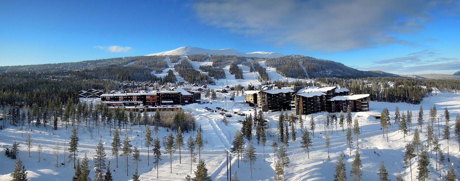 Midgard er et spennende prosjekt med velutstyrte leiligheter beliggende i hjertet av Trysil Turistsenter med direkte adgang til skibakkene, langrennsløyper, butikker og serveringssteder. Galleribilde