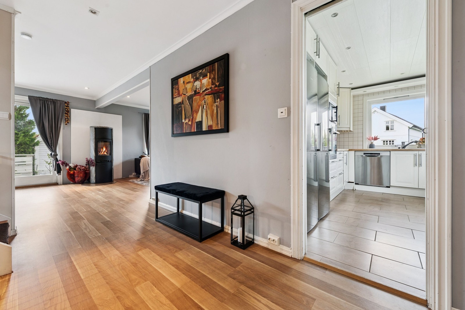 Romslig gang Galleribilde