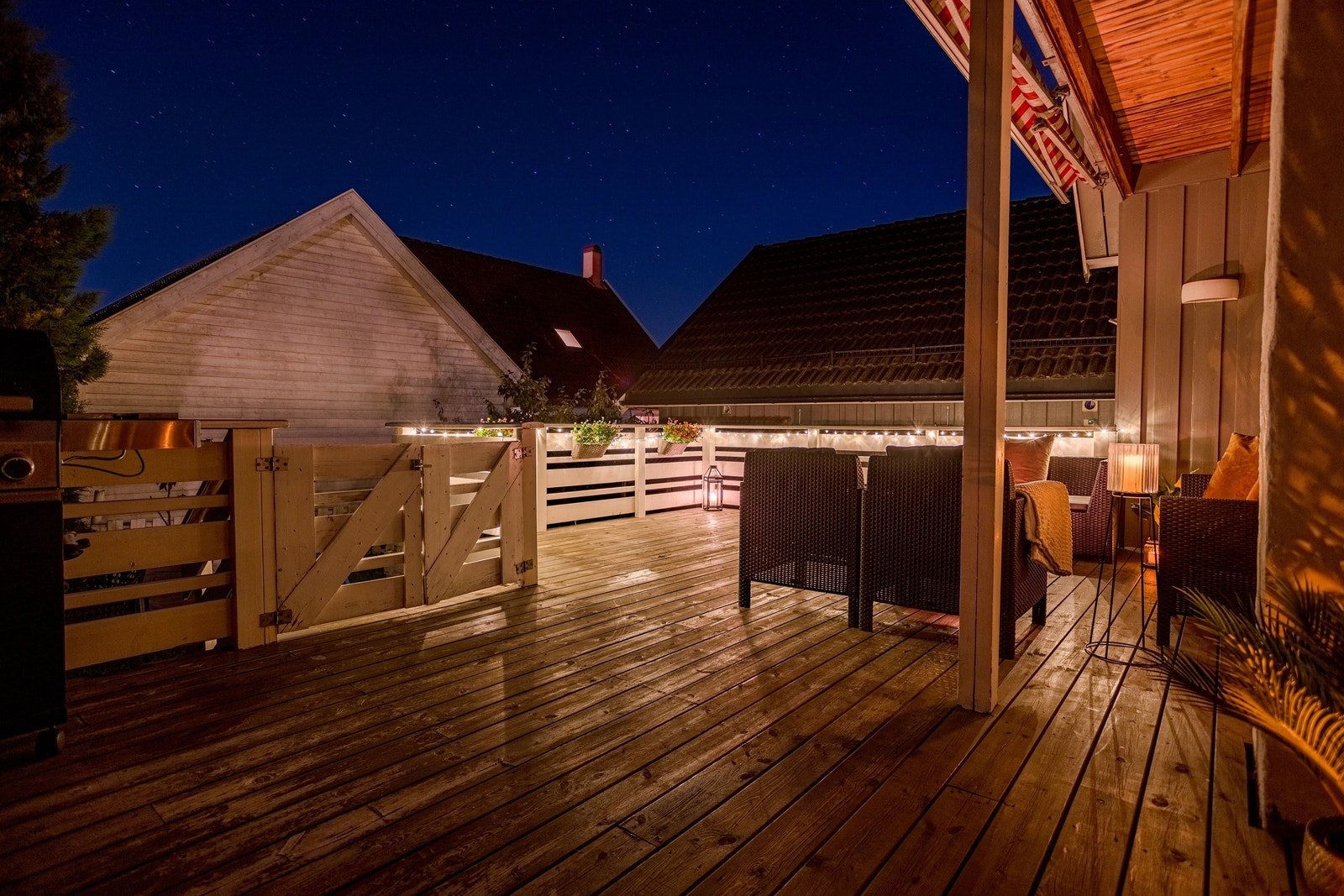 Kveldsstemning på terrassen Galleribilde