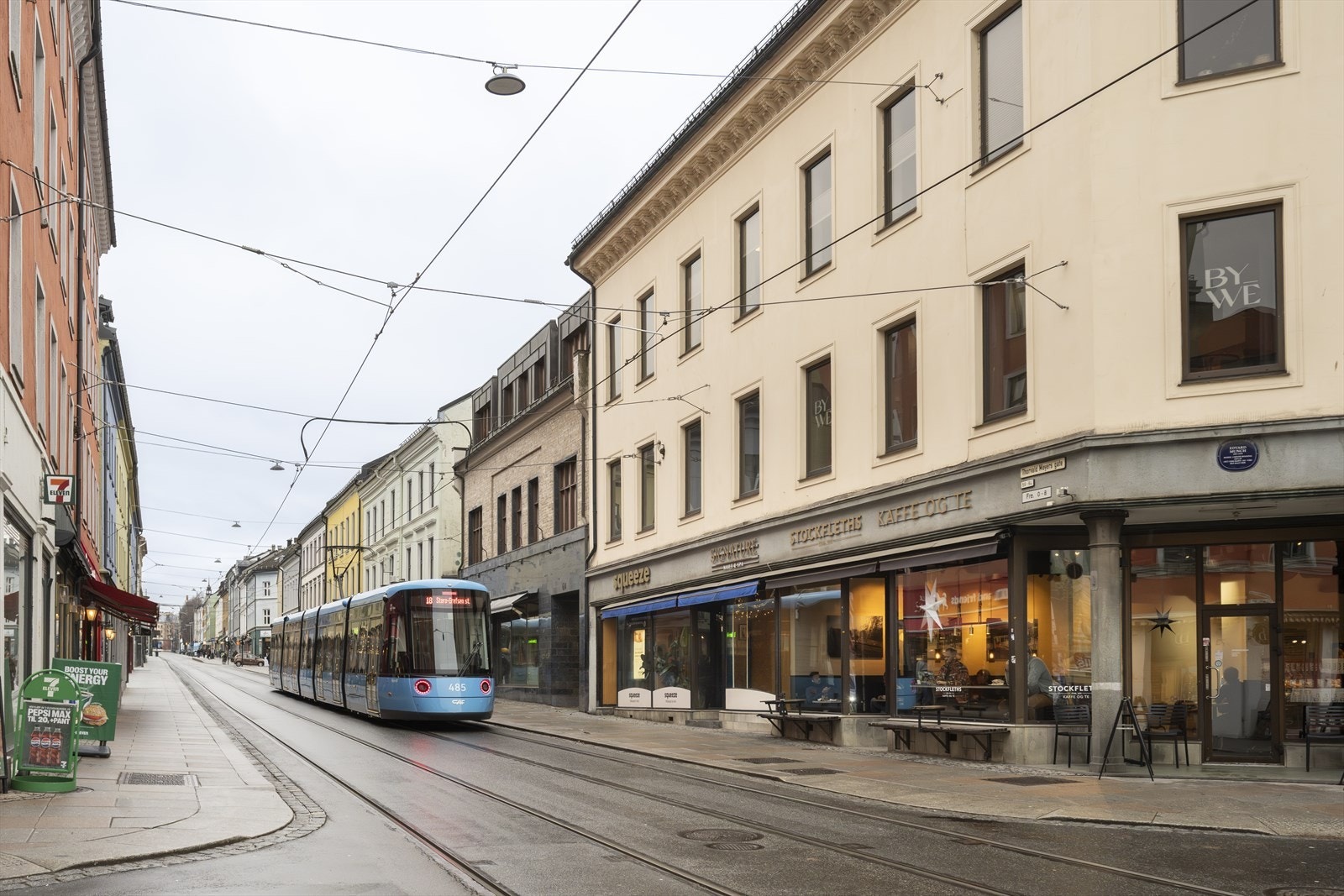 Området har et meget godt kollektivtilbud, med trikk fra blant annet Thorvald Meyers gate. Galleribilde