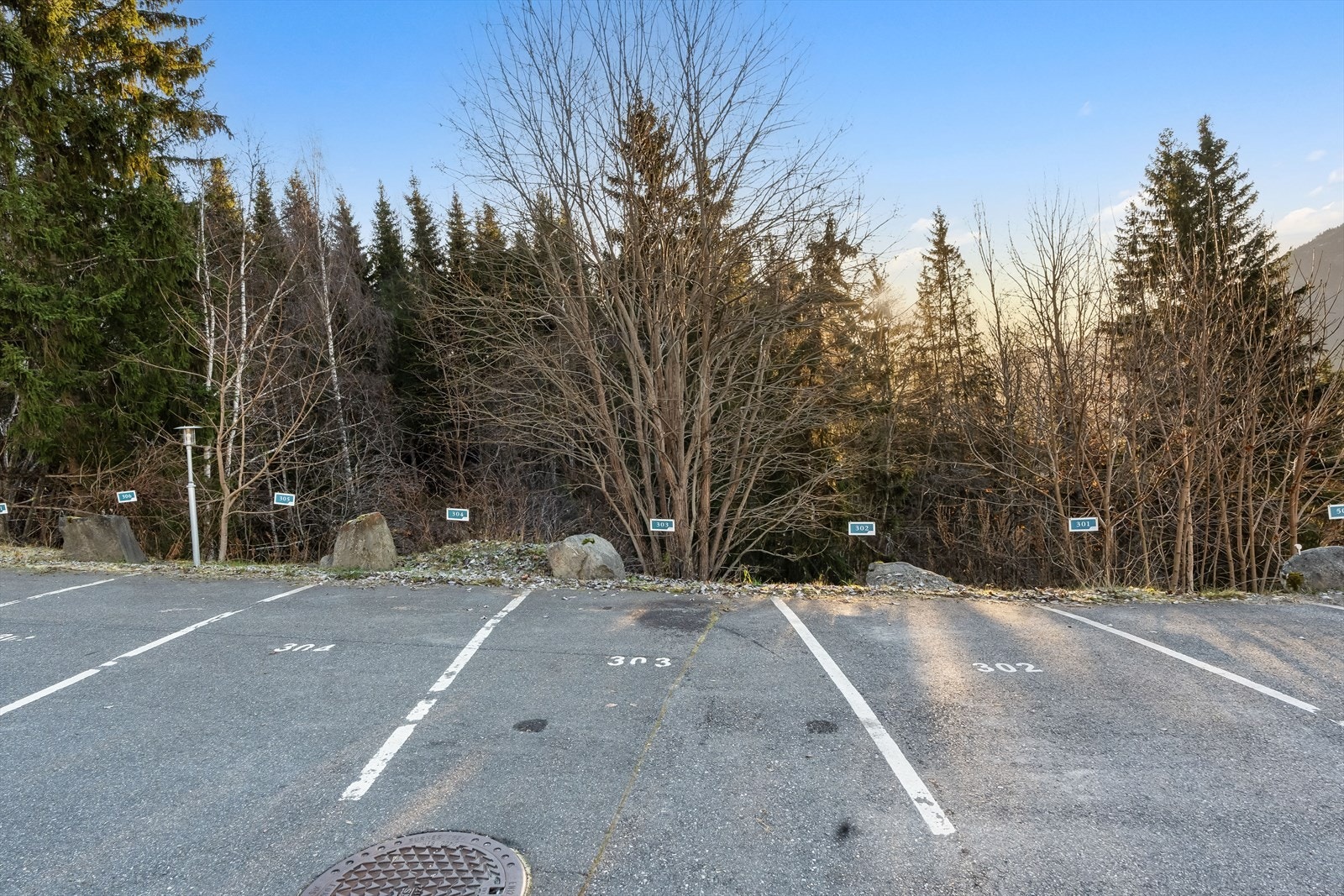 Hver seksjon får tildelt hver sin parkeringsplass. Galleribilde