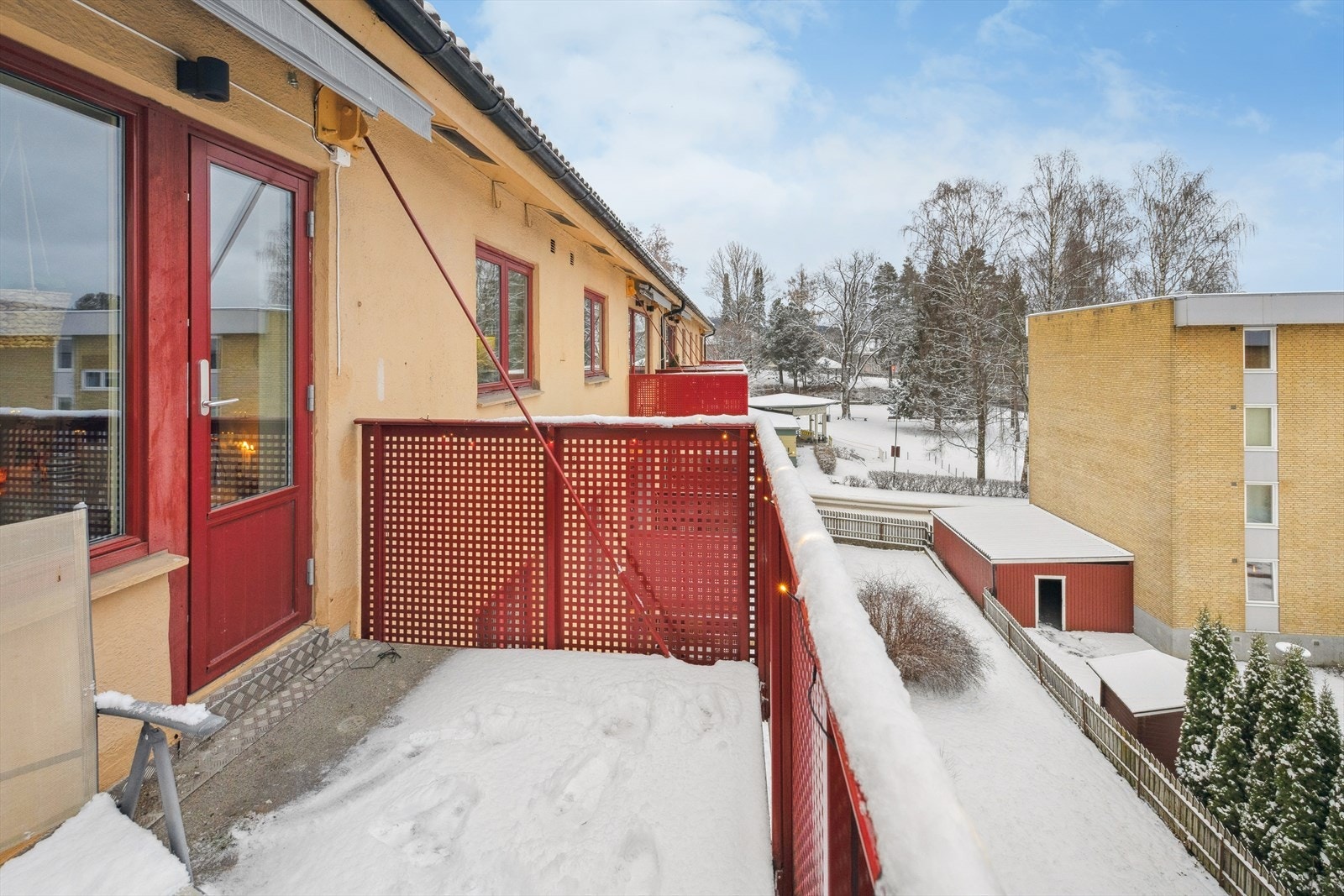 Solrik balkong på ca. 6m². Galleribilde