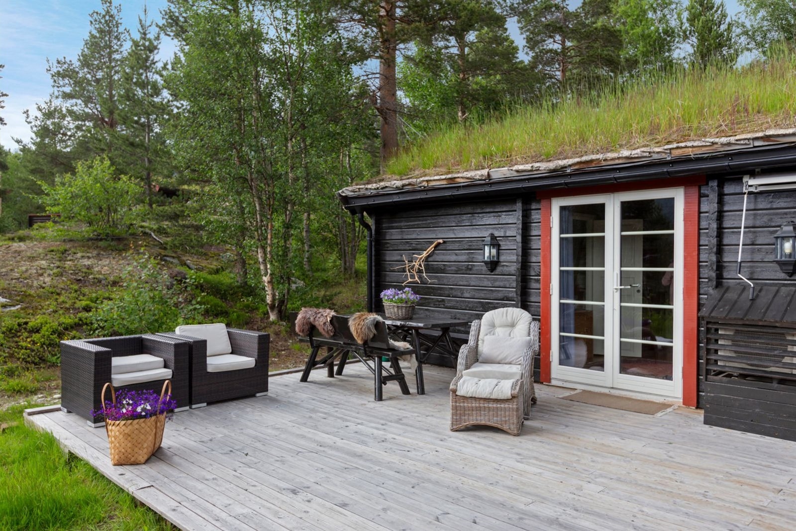 Markterrasse med adkmst til terreng Galleribilde