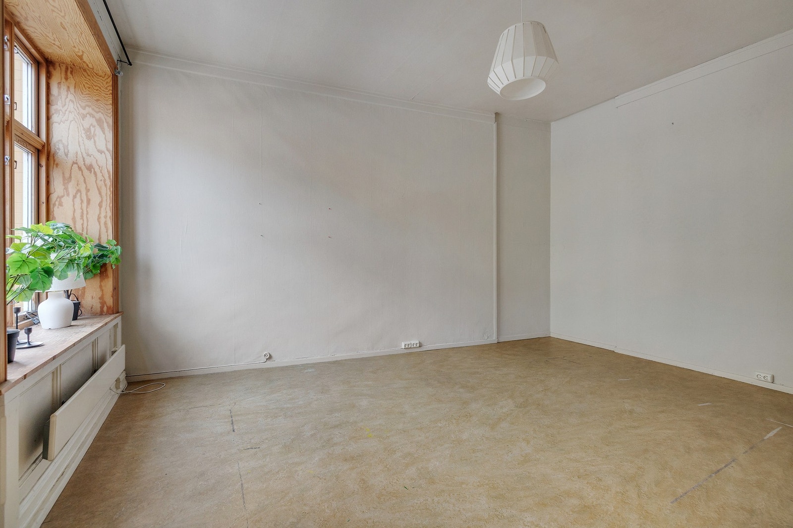 Hovedsoverommet/spisestuen har adkomst fra stuen. Galleribilde