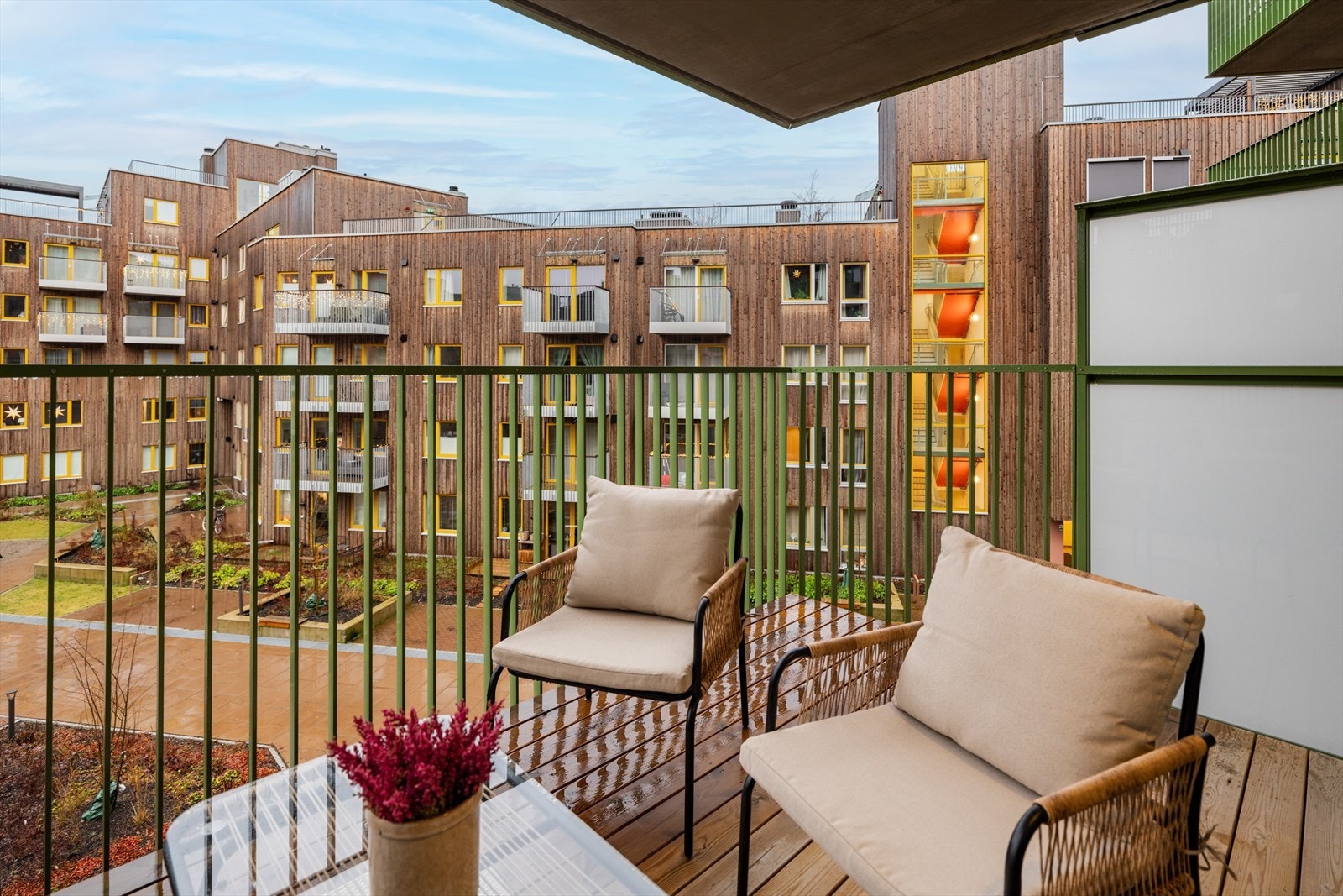 Balkongen er delvis overbygget. Galleribilde