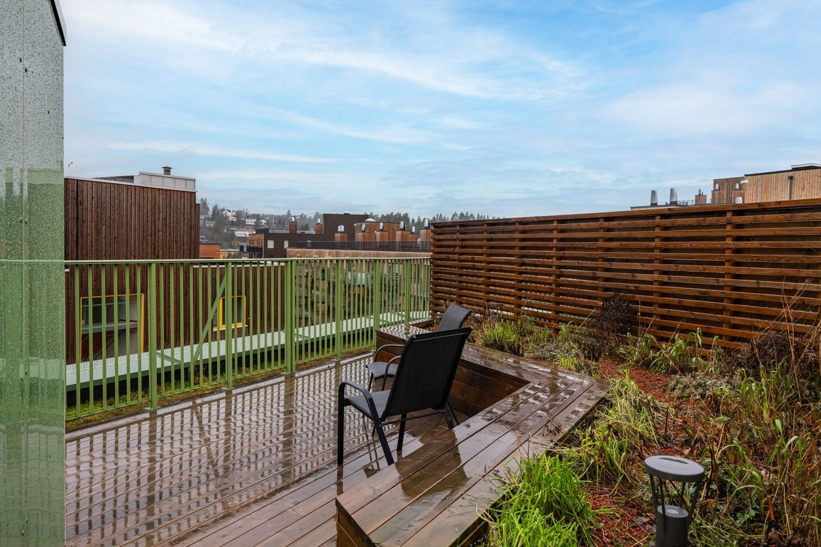 I tillegg til private balkonger, har borettslaget felles uteplasser og takterrasser. Galleribilde