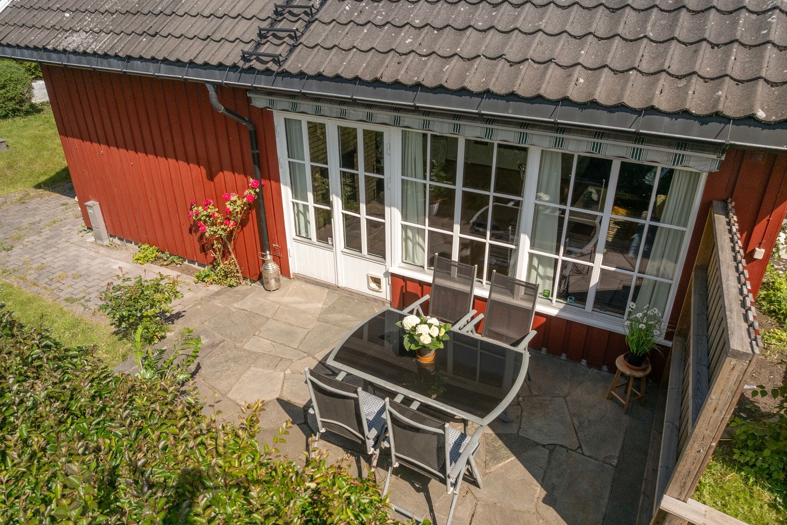 Fine solforhold som gir et nydelig lys inn i selve boligen. Galleribilde