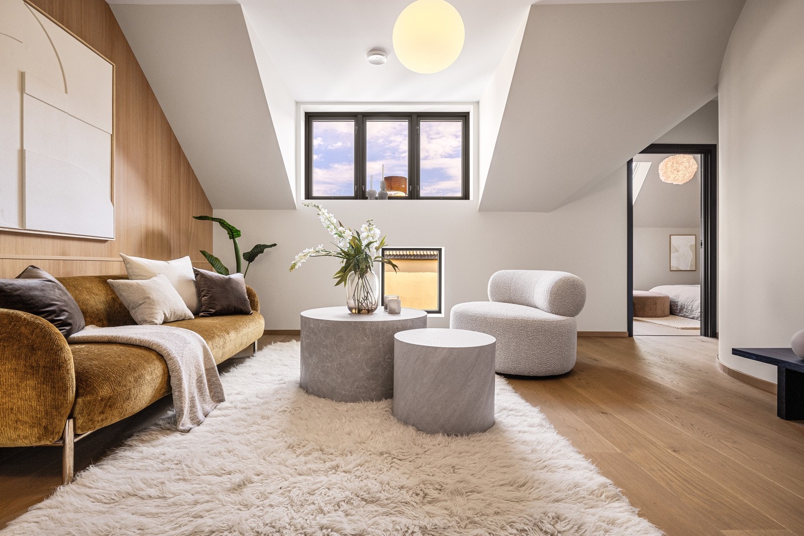 - Stuen måler 23,5 kvm - Galleribilde