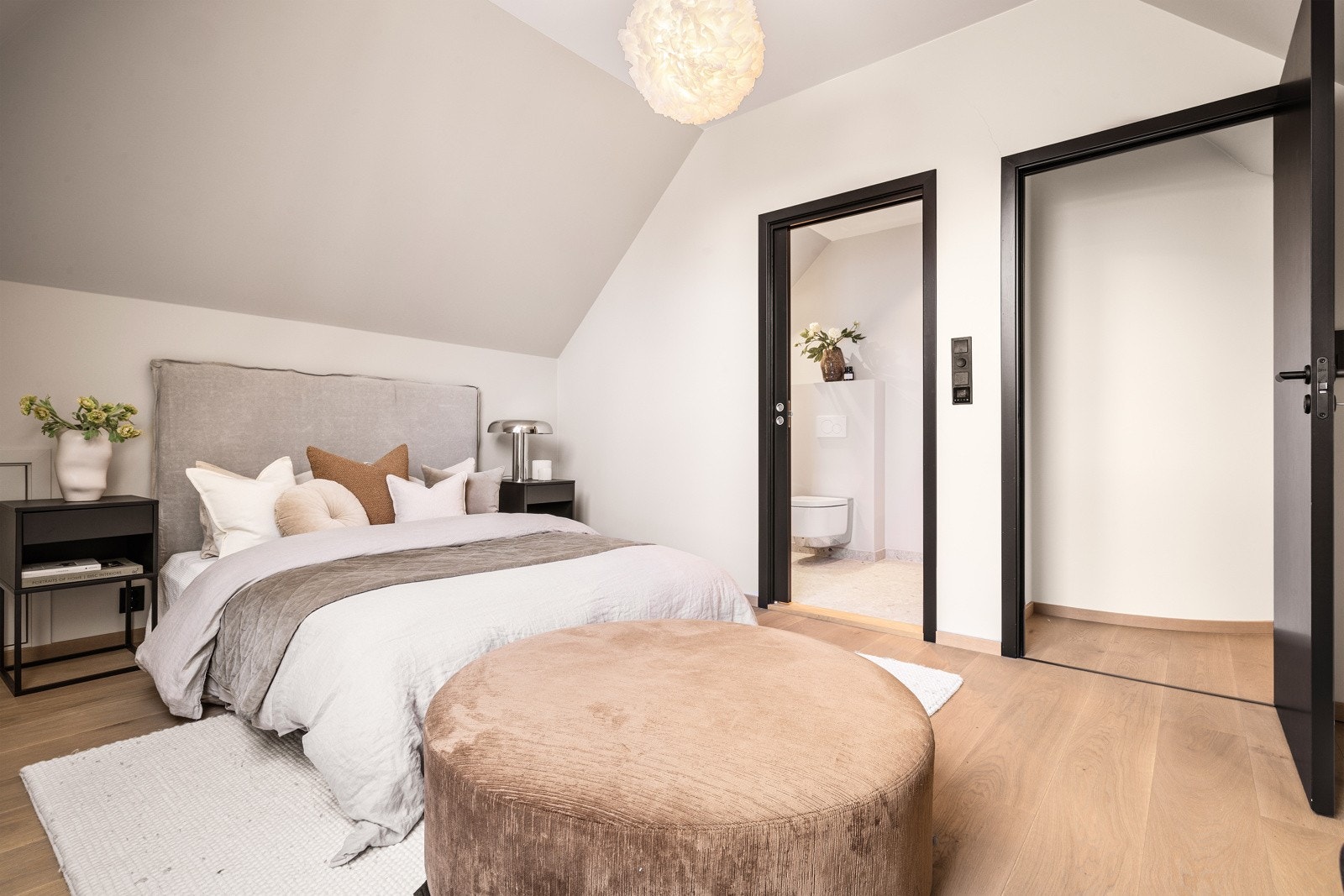 - God plass til ønsket møblering - Galleribilde