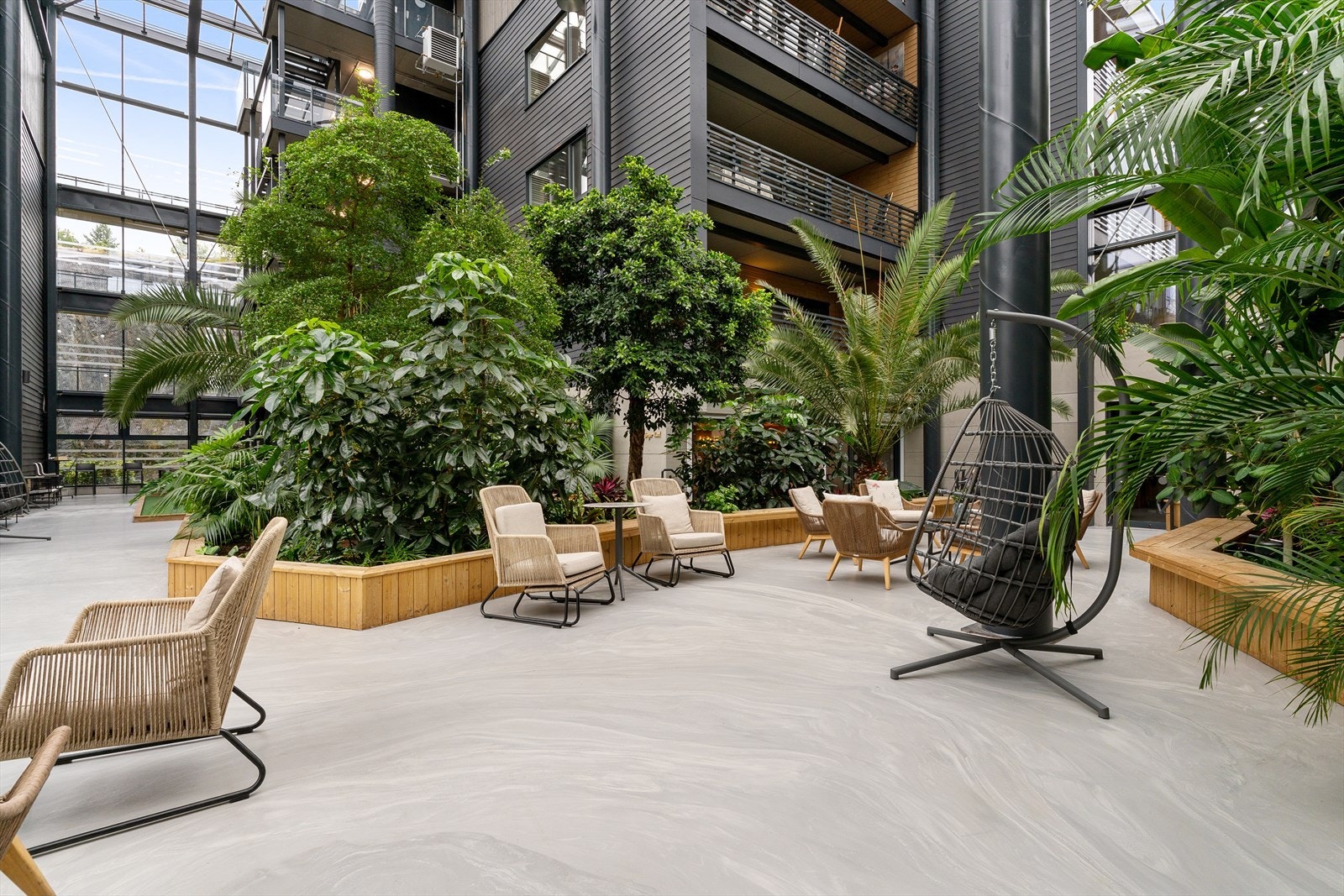 Tiltalende leilighet med gjennomgående høy standard i det populære boligprosjektet Signaturhagen på Gamlegrendåsen nord. Galleribilde