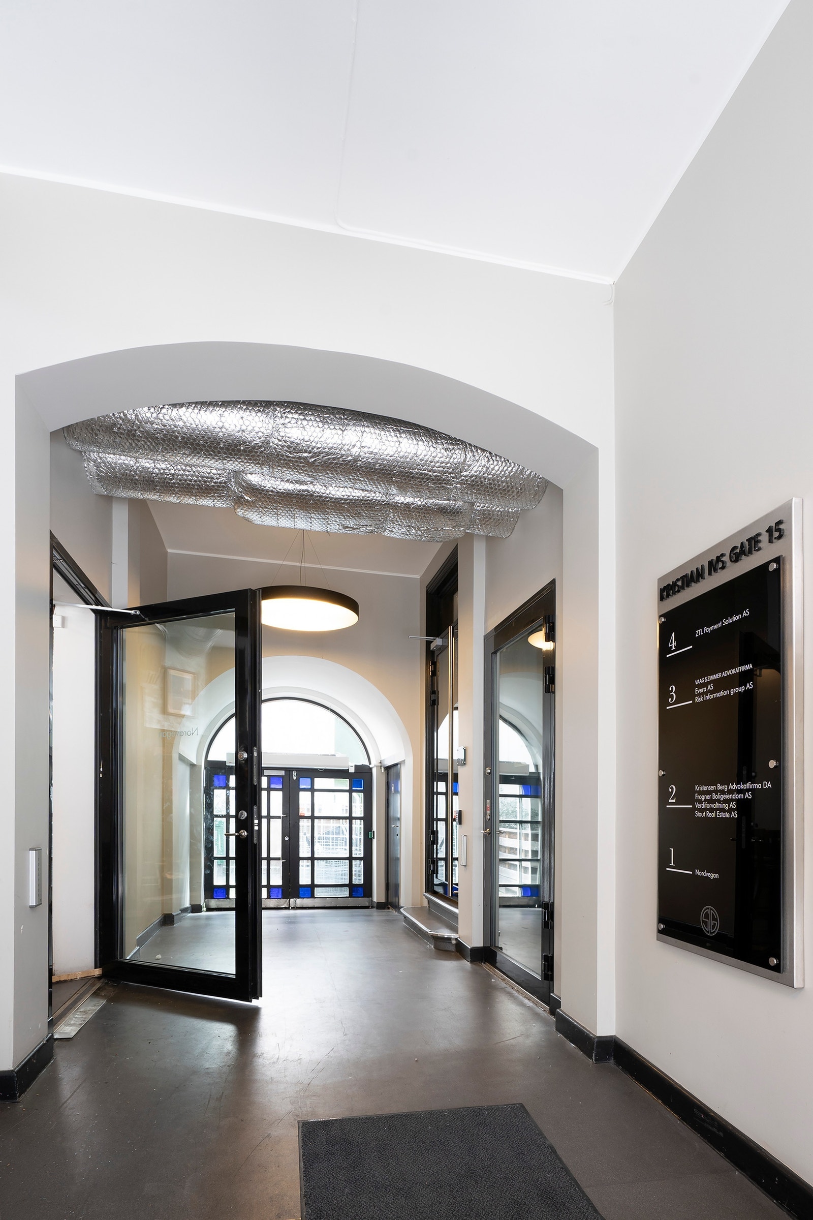 Inngangsparti 1. etasje Galleribilde