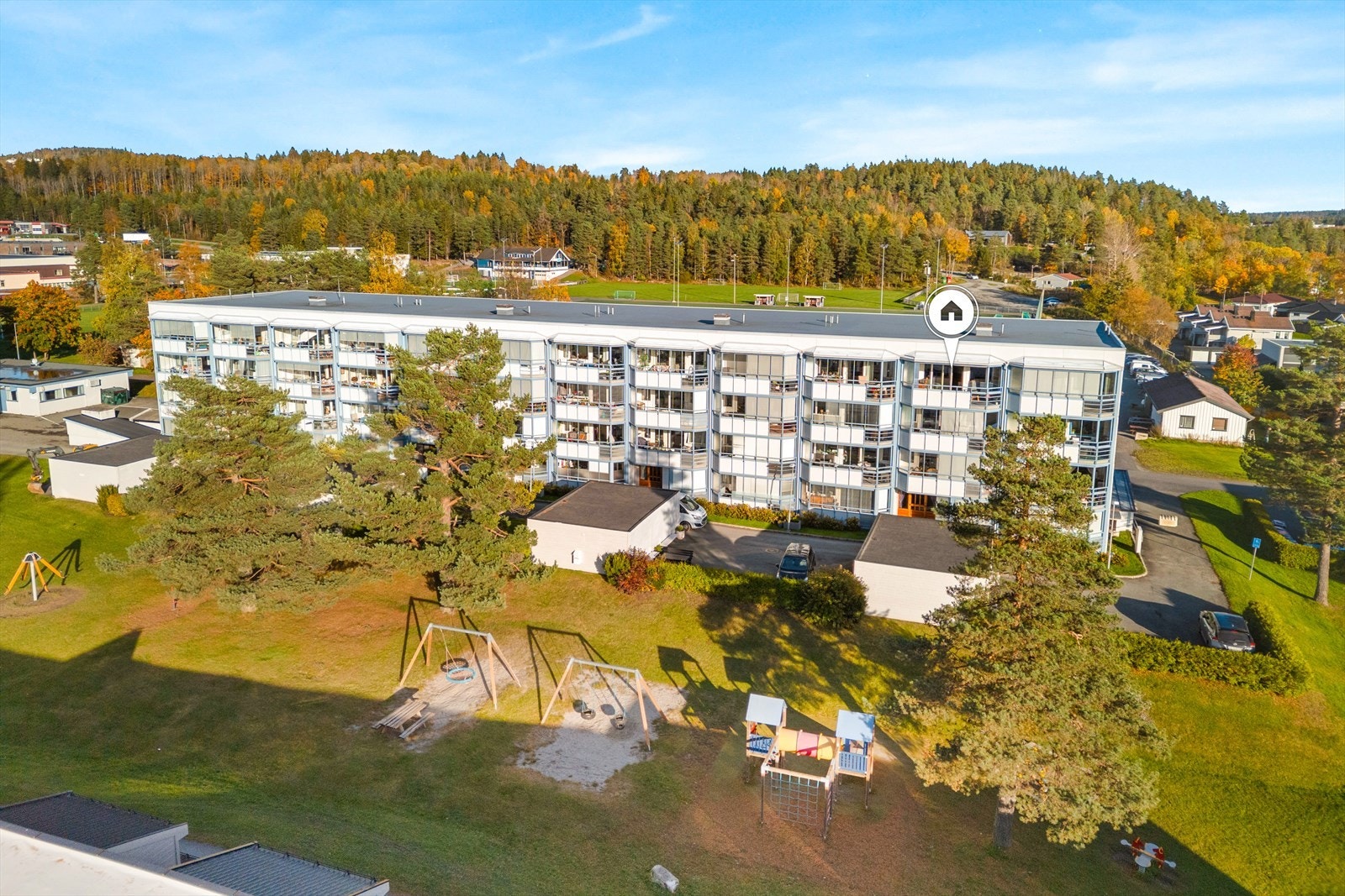 Berberissveien er svært barnevennlig med bilfritt område. Her kan barna gå til skolen på trygg skjermet gangvei/internvei. Galleribilde