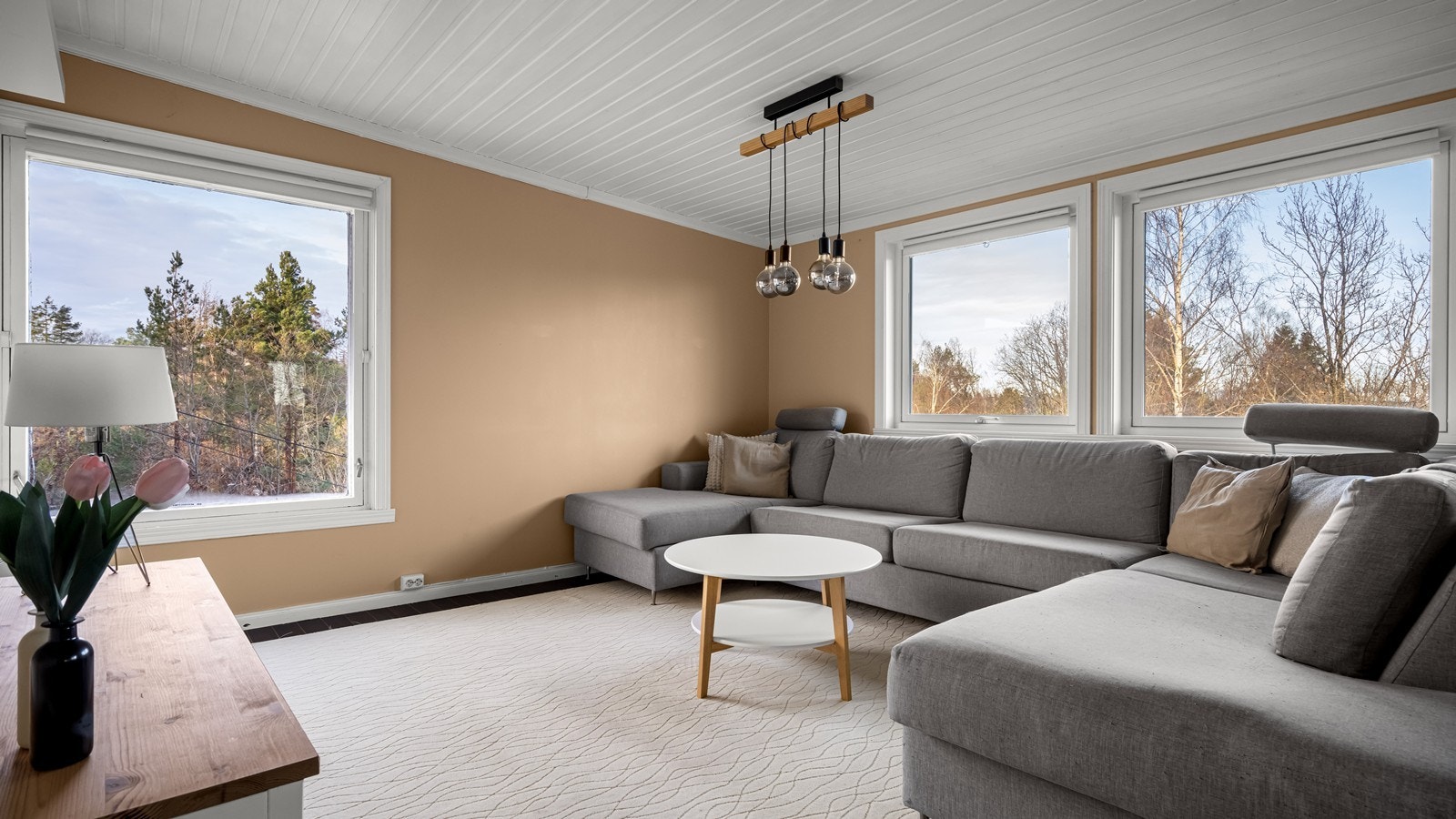 Koselig sofakrok med plass til hele familien. Galleribilde