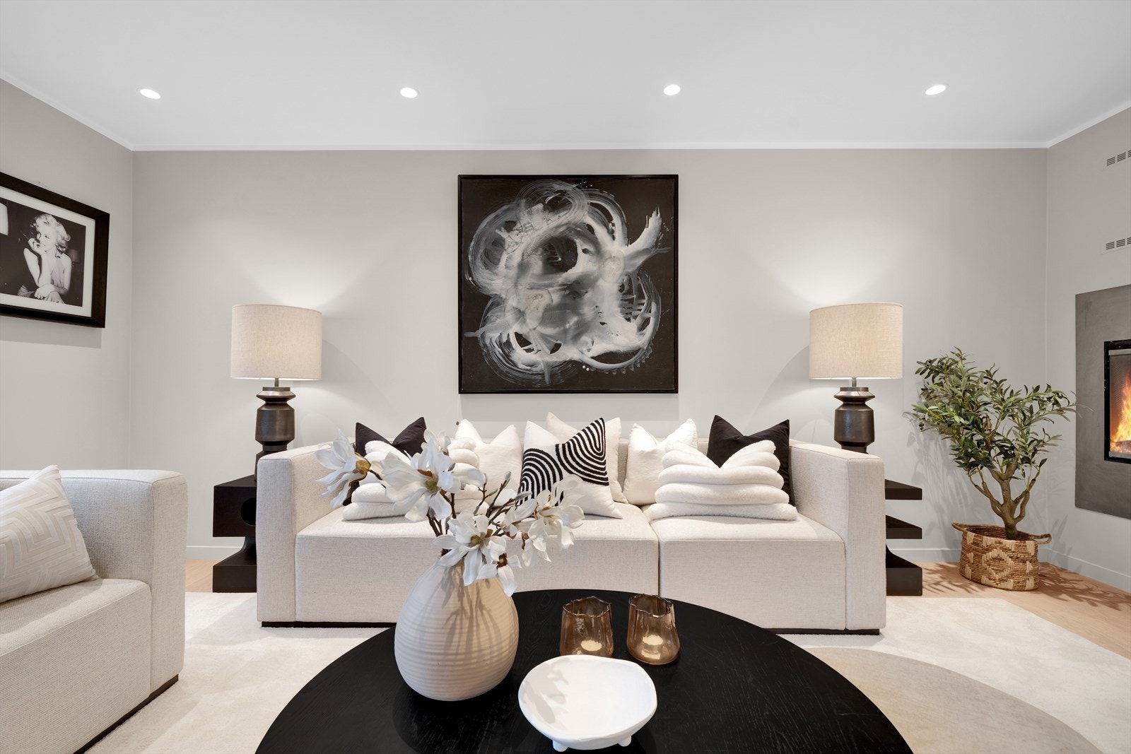 Stue med plass til hele familien Galleribilde