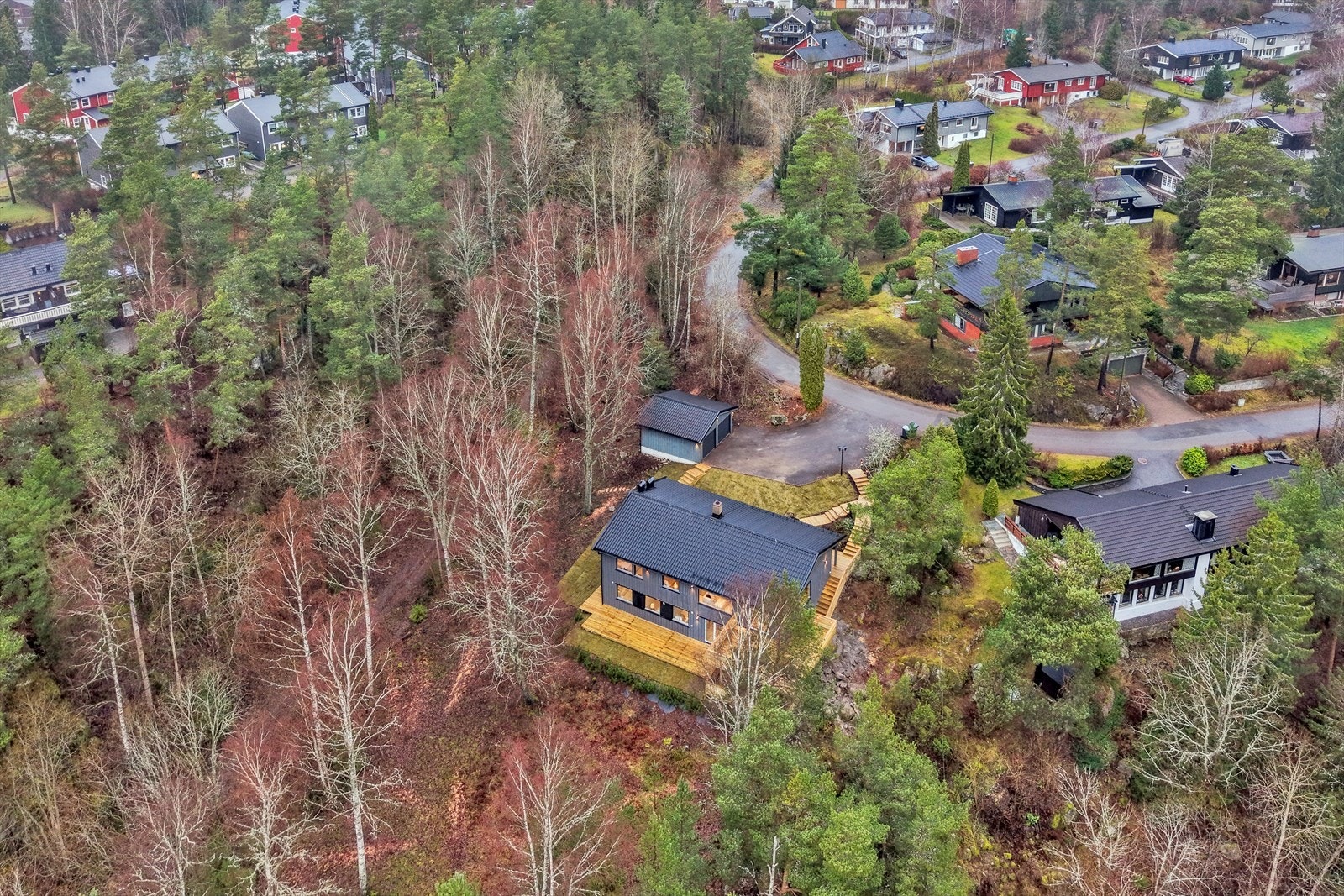 Usjenert og privat tomt Galleribilde