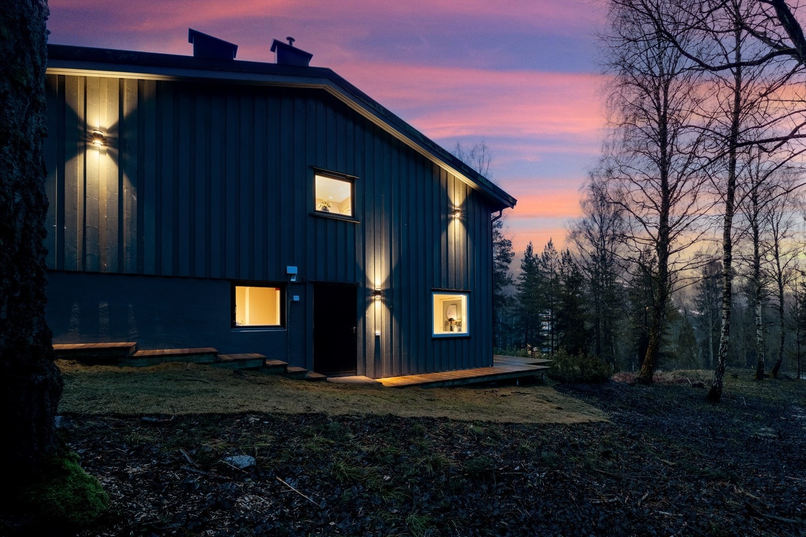 Inngangsparti/uteområde for hybel 2 Galleribilde