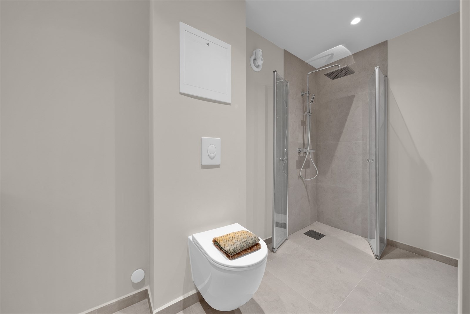 Hybel 1 Bad 1 Galleribilde