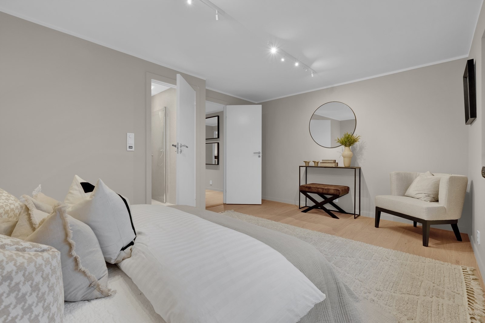 Soverom med eget baderom Galleribilde