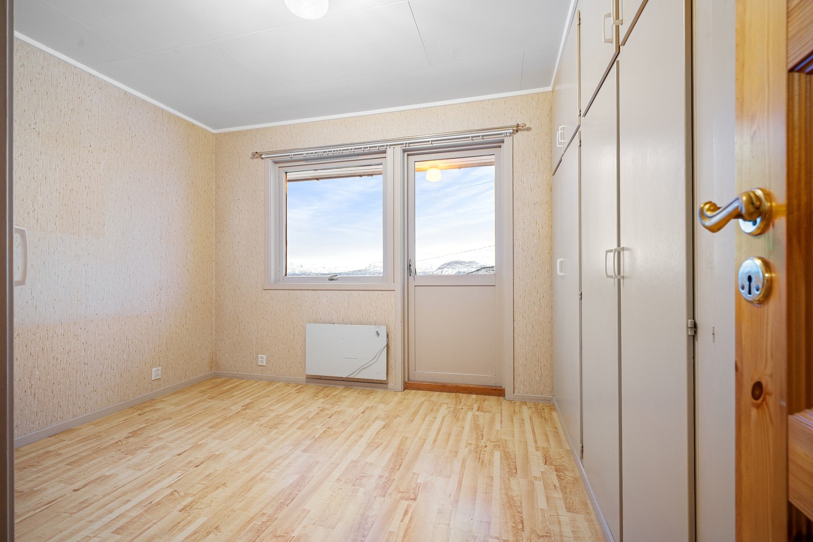 Soverom 1 har tilhørende balkong Galleribilde