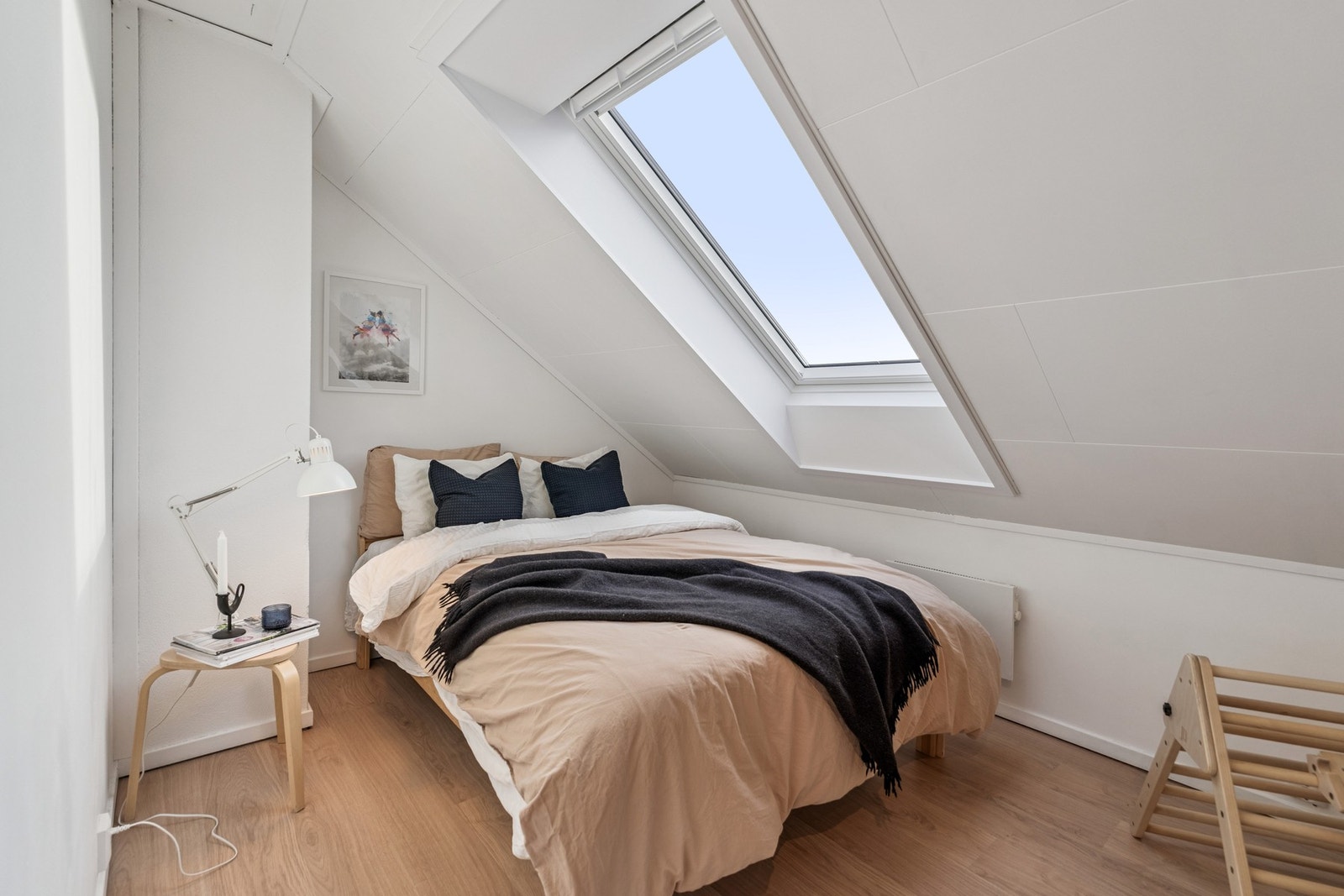 Del av loft innredet som soverom Galleribilde