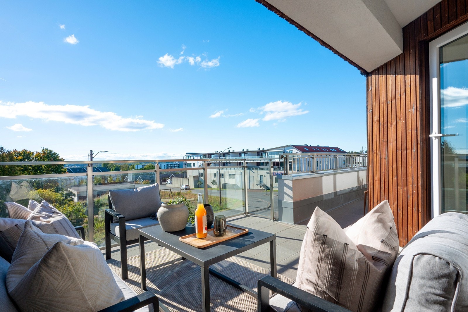 Velkommen til Ryggeveien 408 formidlet av Nordvik v/Kent Yuen! Fotograf: Marie Waagan. Galleribilde