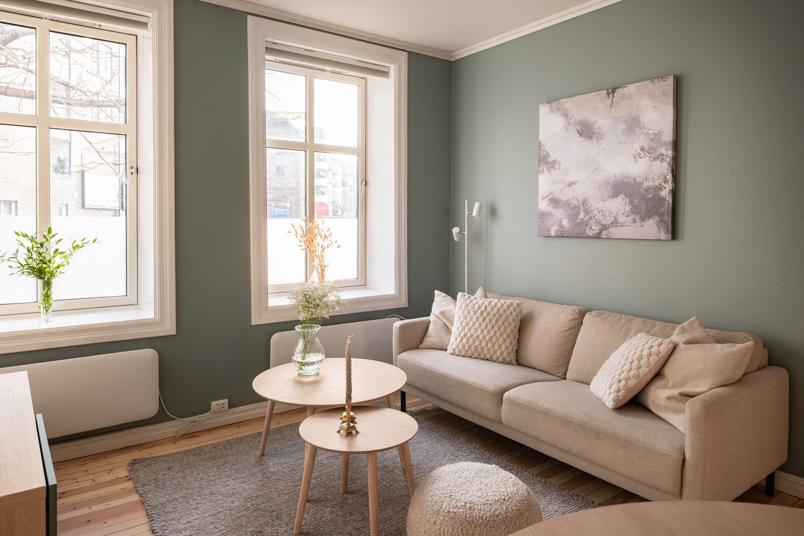 Velkommen til Ulstadløkkveien 4 - en lys og pen 3-roms med attraktiv beliggenhet på Lademoen. Galleribilde