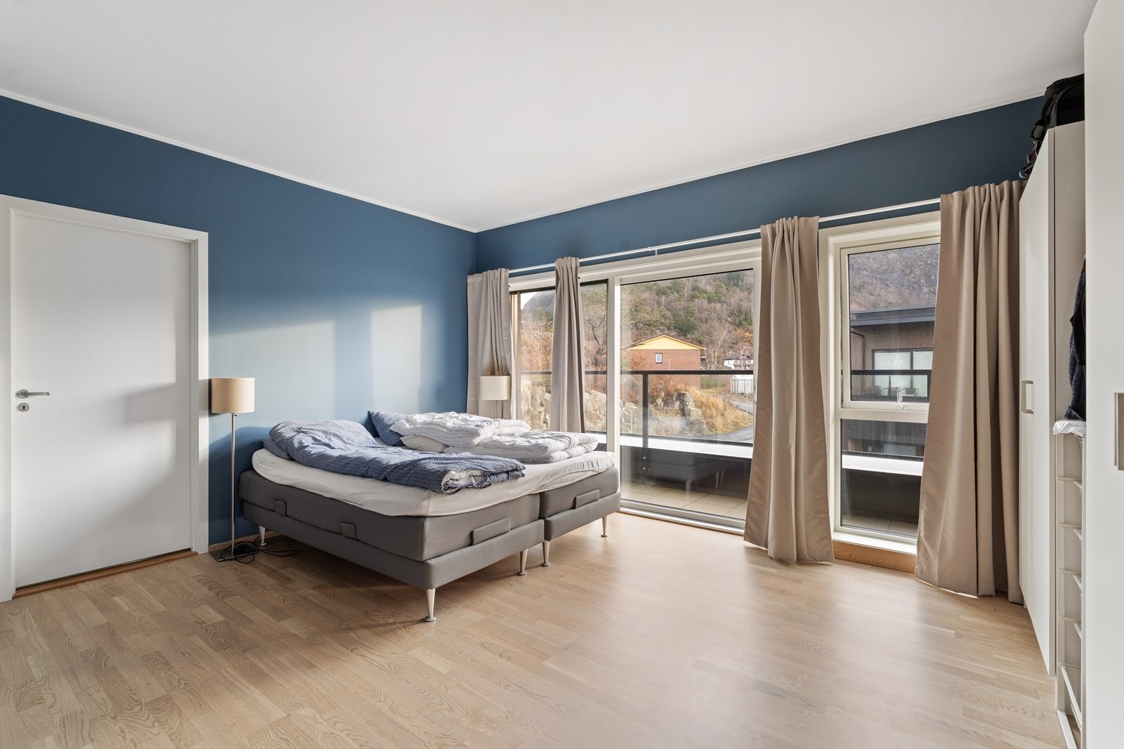 Hovedsoverom med balkong og eget bad Galleribilde