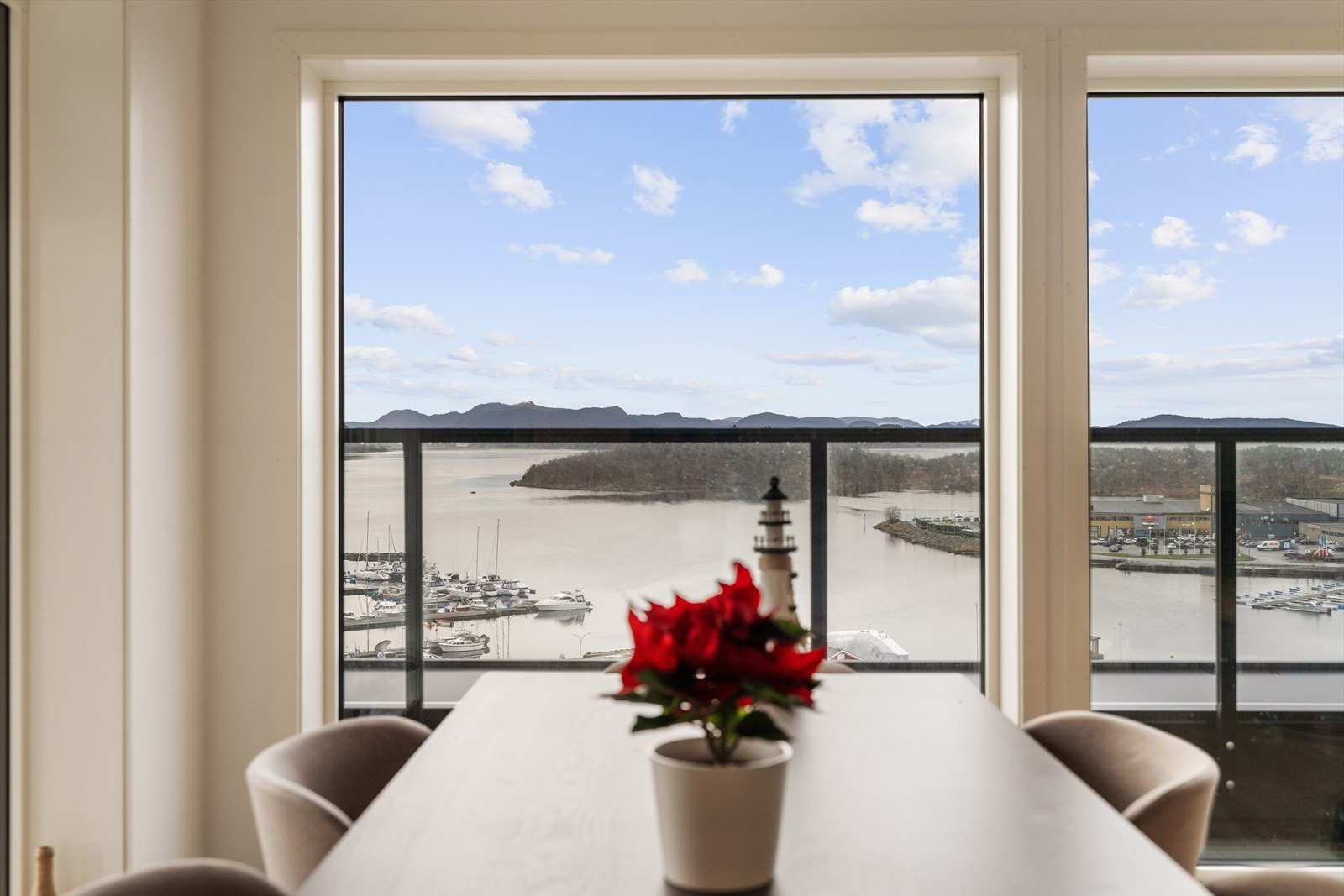 Utsikt fra spiseavdeling Galleribilde