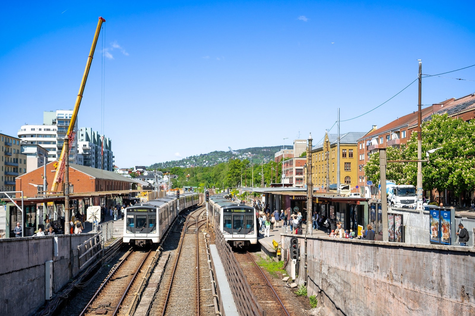 T-banen i Majorstuakrysset, tar deg raskt over hele byen Galleribilde