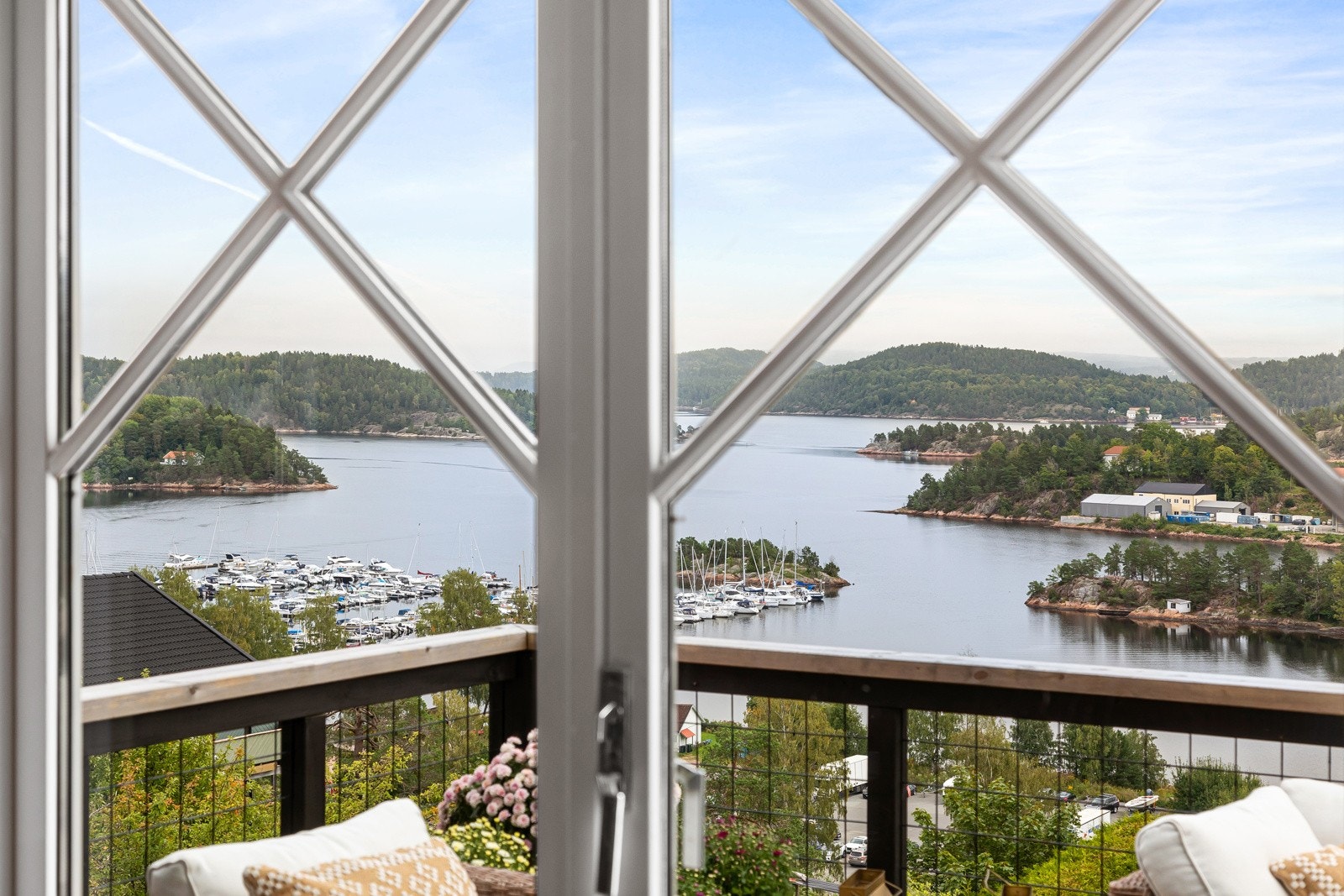 Utsikt sett fra spisestue Galleribilde