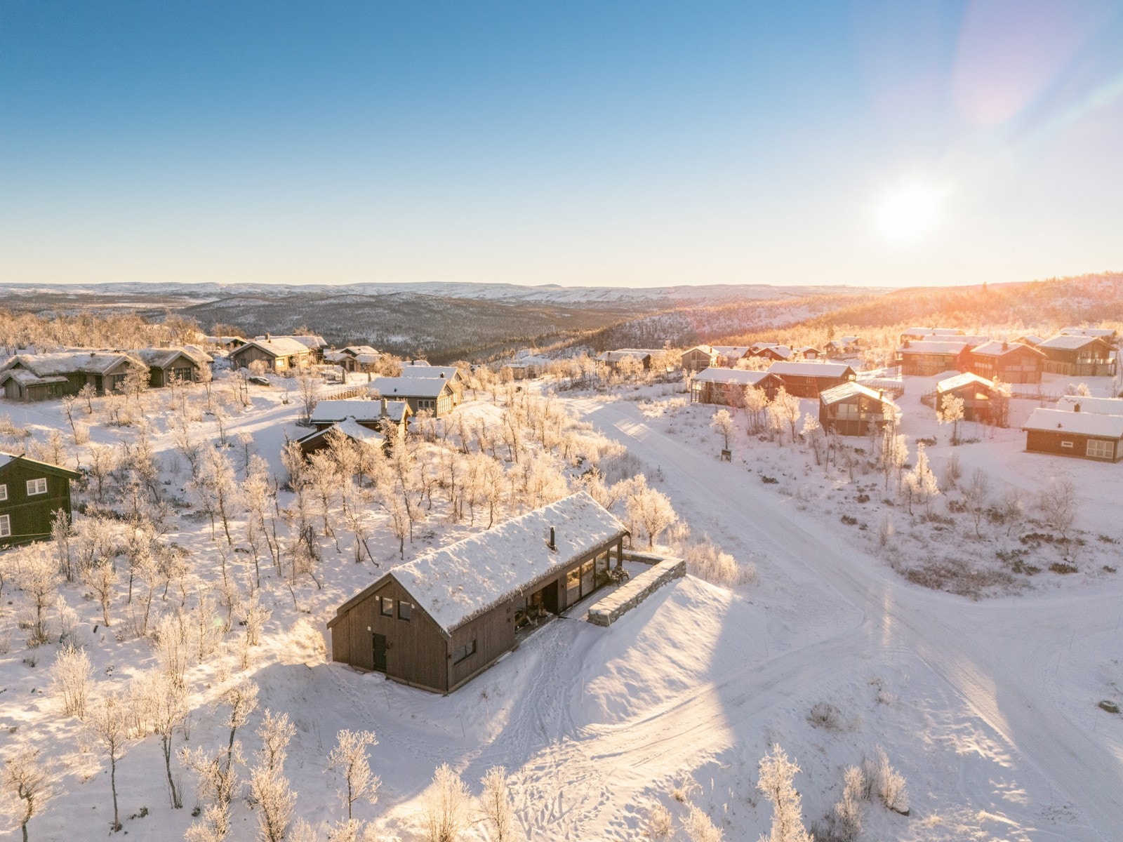 Nydelig hytte med fantastiske solforhold Galleribilde