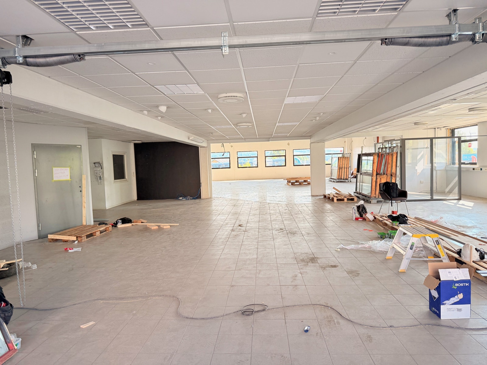 Ledige lokaler 5 som kan oppgraderes etter leietagers ønske. Plan 2 Galleribilde