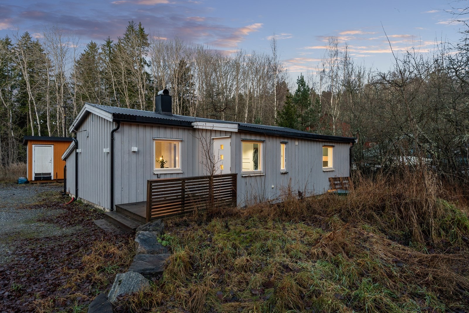 Inngangsparti fritidsboligen. Galleribilde