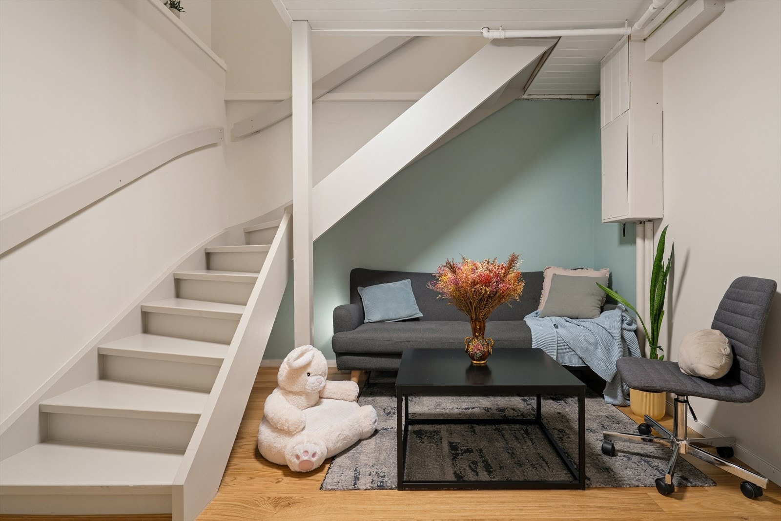 Innredet rom i kjeller ikke godkjent for varig opphold. Se pkt. ferdigattest. Galleribilde