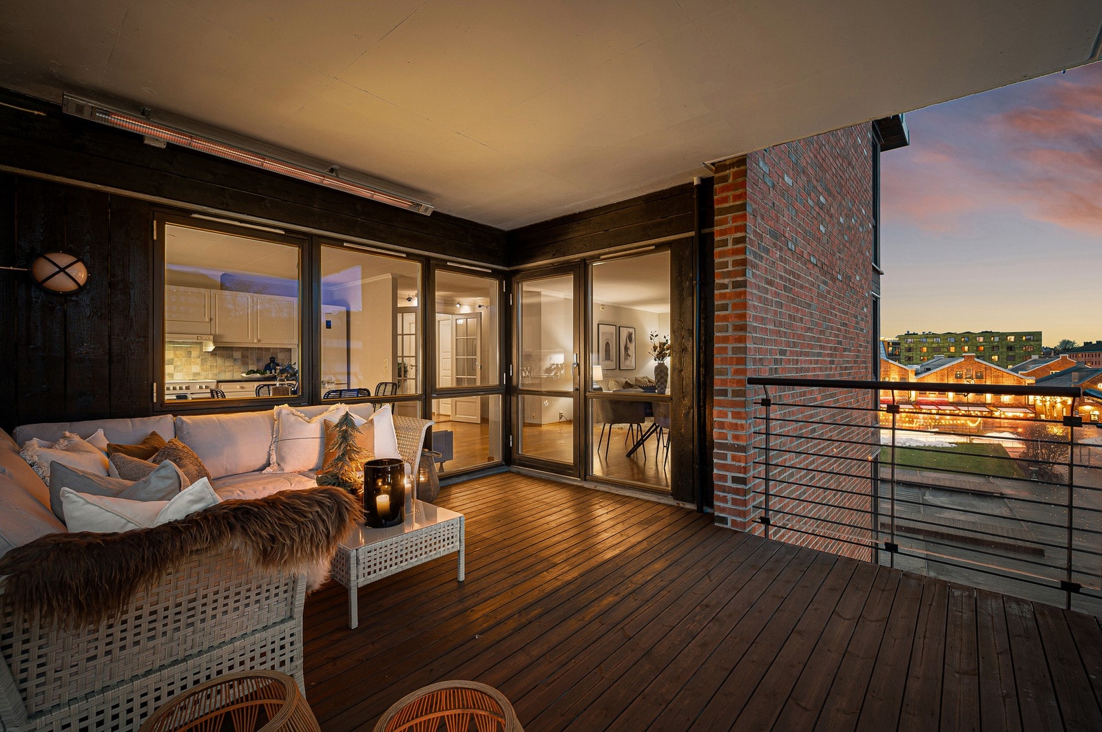 EiendomsMegler 1 v/ Anton Kopreitan har gleden av å presentere Dokkgata 1!En romslig 3-roms endeleilighet flott beliggende i byggets 4.etasje. Fotograf: Krogstad & Nervik. Galleribilde