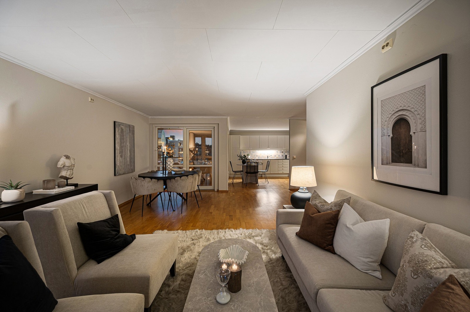 Stuen er på hele 31.3 kvadratmeter. Galleribilde