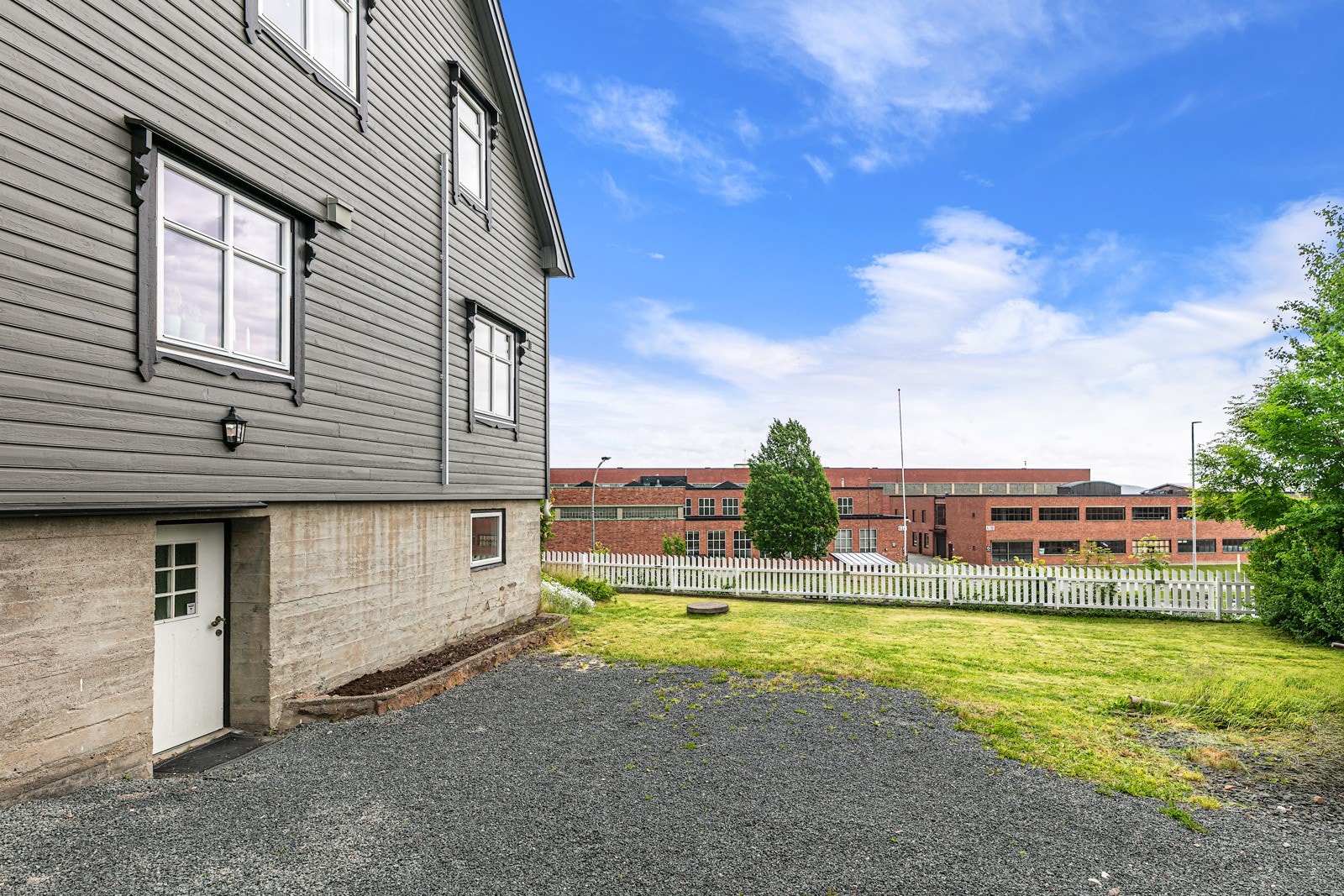 Fasade mot syd. Galleribilde