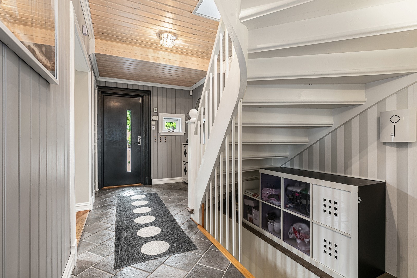 Gang/hall. Galleribilde