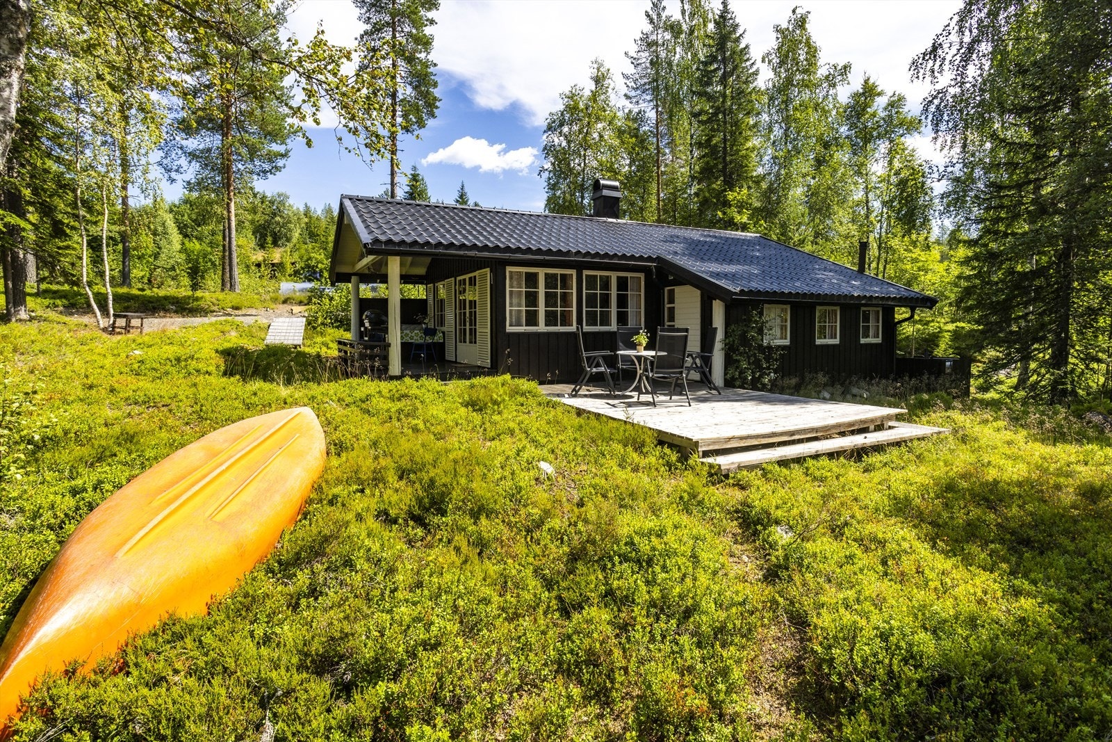 Koselig hytte nær vannkanten ved Grytevatn - Gode bade- og fiskemuligheter. Galleribilde