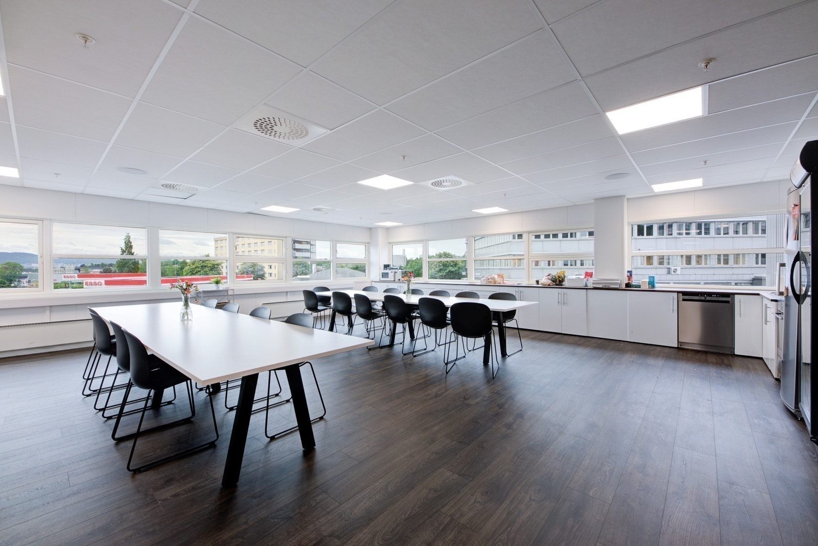 Fra lokalene i 2. etasje, 994 kvm Galleribilde