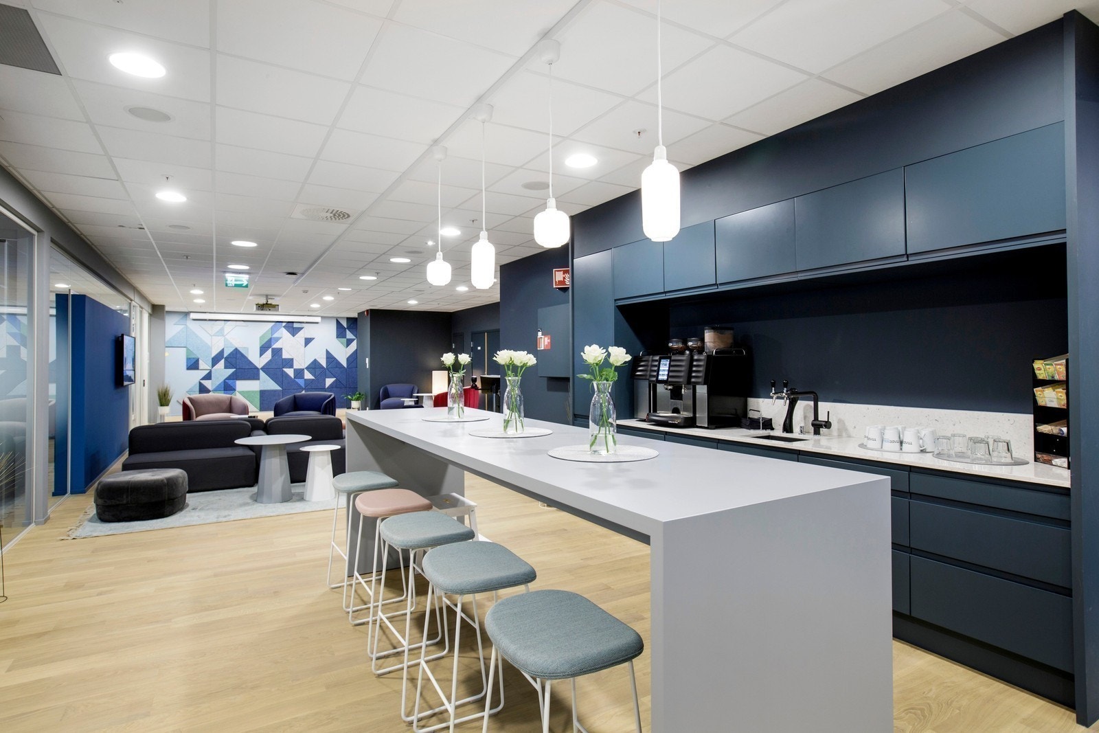 Eksempel fra annen leietaker i bygget Galleribilde