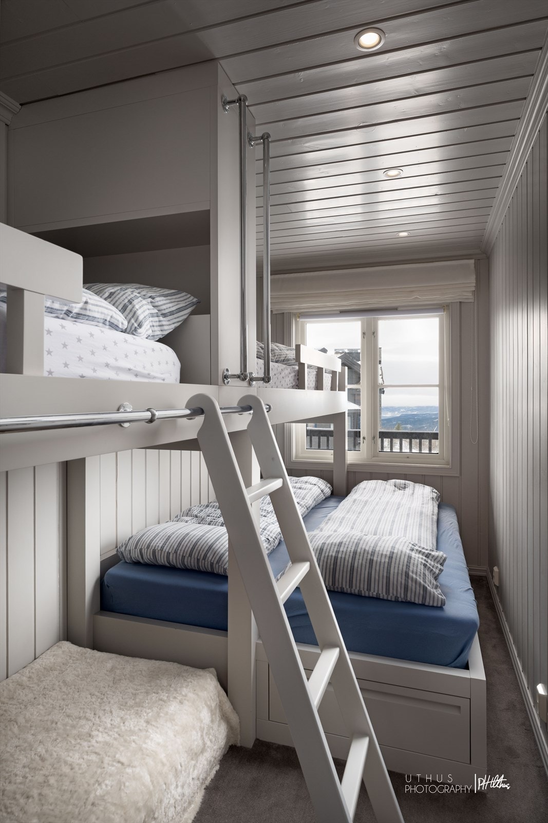 Soverom nr. 2 har godt med sengeplasser. Galleribilde