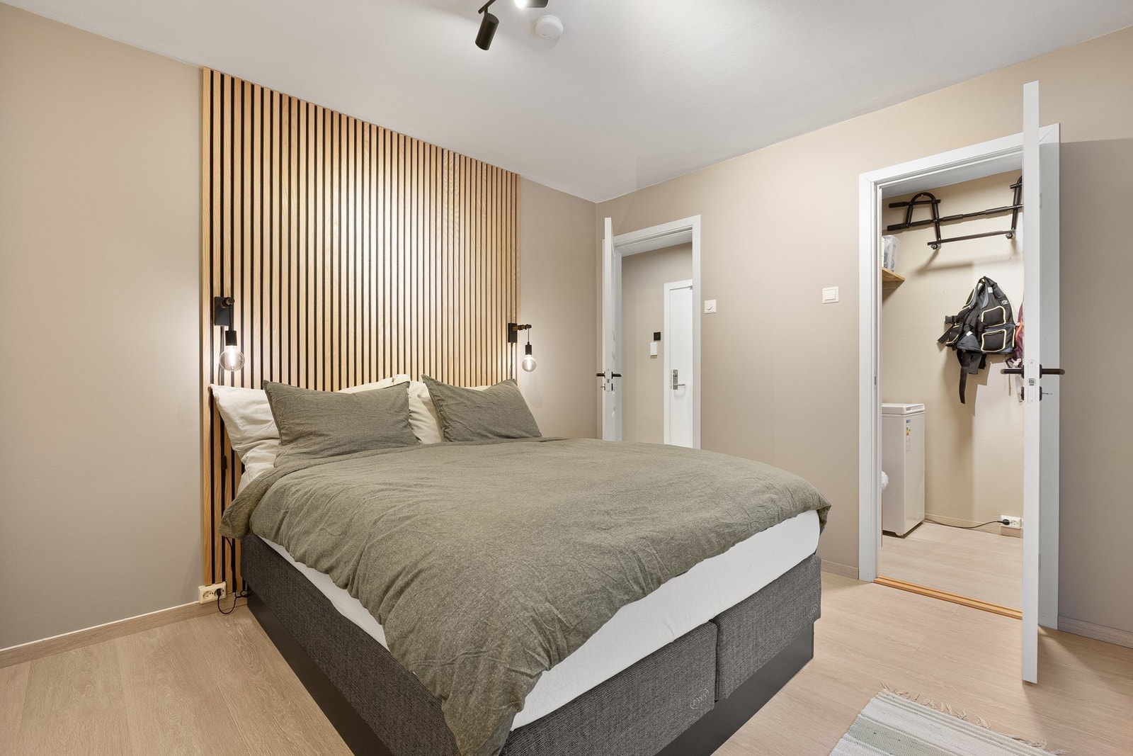 Soverom. Galleribilde