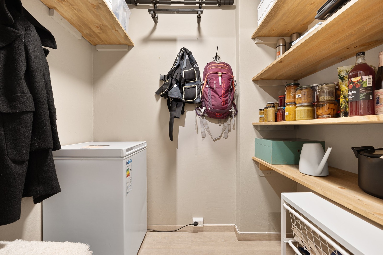 Innvendig bod på 2,5 kvm. Galleribilde