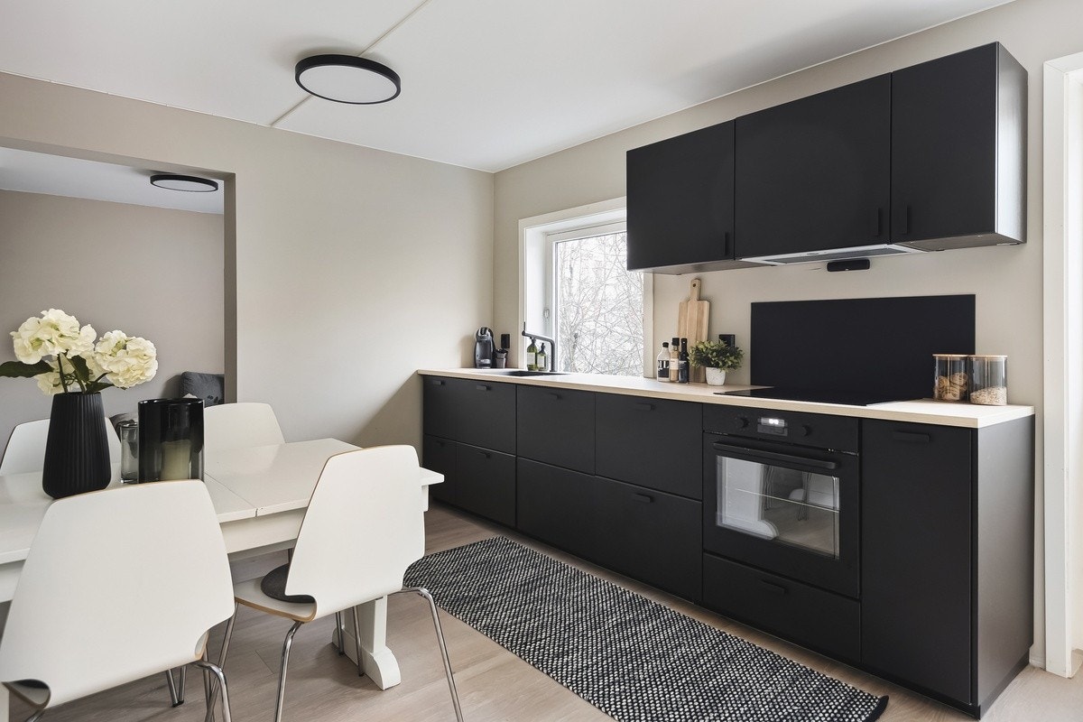 Nyoppusset kjøkken/stue Galleribilde